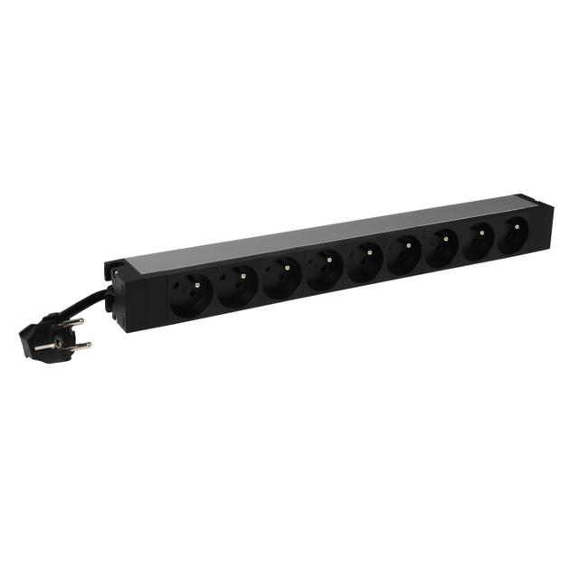 Lcs:Blok Zasilający 9x2P+Z Kablem 3M 646810 LEGRAND