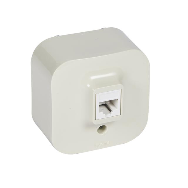 Forix IP20 - Gniazdo 1Xrj45 Kat. 5E Utp Kremowe 782454 LEGRAND