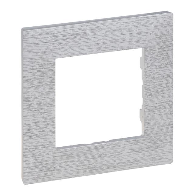Niloe Step Ramka Pojedyncza 1X Kolor Aluminium Szczotkowane 863891 LEGRAND