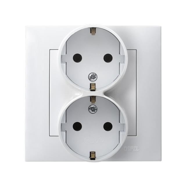SZAFIR Gniazdo podwójne z uziemieniem schuko z przesłonami torów prądowych, kompletne z ramką - kolo