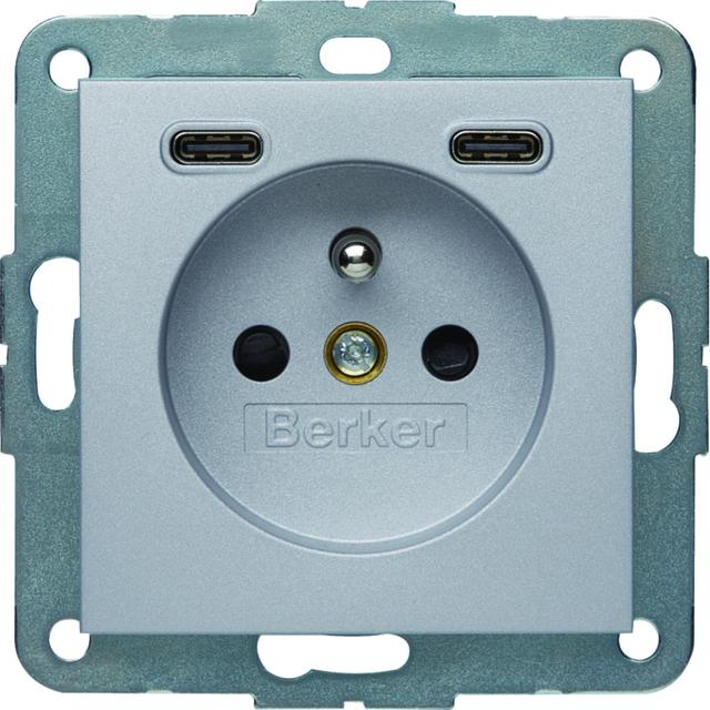 B.x Gniazdo z uziemieniem z ładowarką USB C+C 20W PD, alu mat