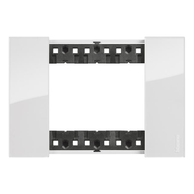 Living Now - Ramka 3 Moduły - Ice Bticino KA4803DW LEGRAND