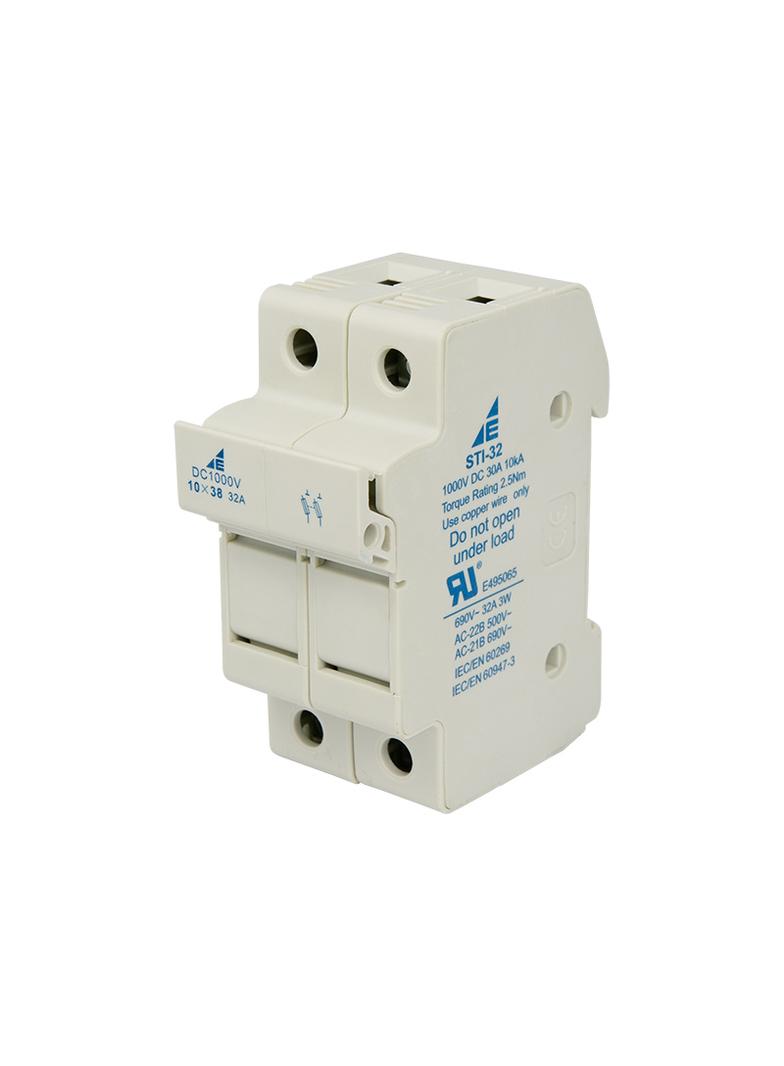 Rozłącznik bezpiecznikowy STI/32/2P 10x38 1000VDC OPATÓWEK