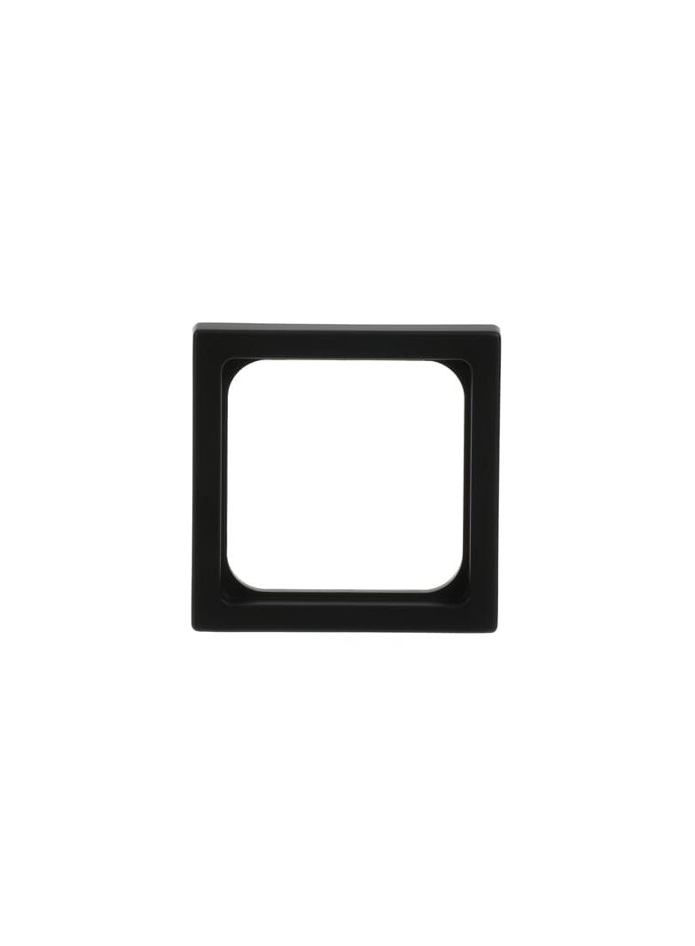 FUTURE Pokrywa do osprzętu teleinformatycznego z pokrywą 50 x 50 mm czarny matowy 2CKA001710A3897 ABB