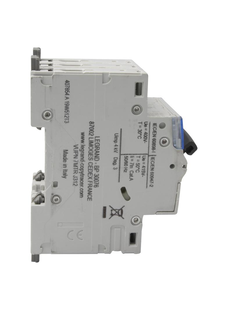 WYŁĄCZNIK NADPRĄDOWY S 303 3P C 4A 6000A SERII DX3, Legrand