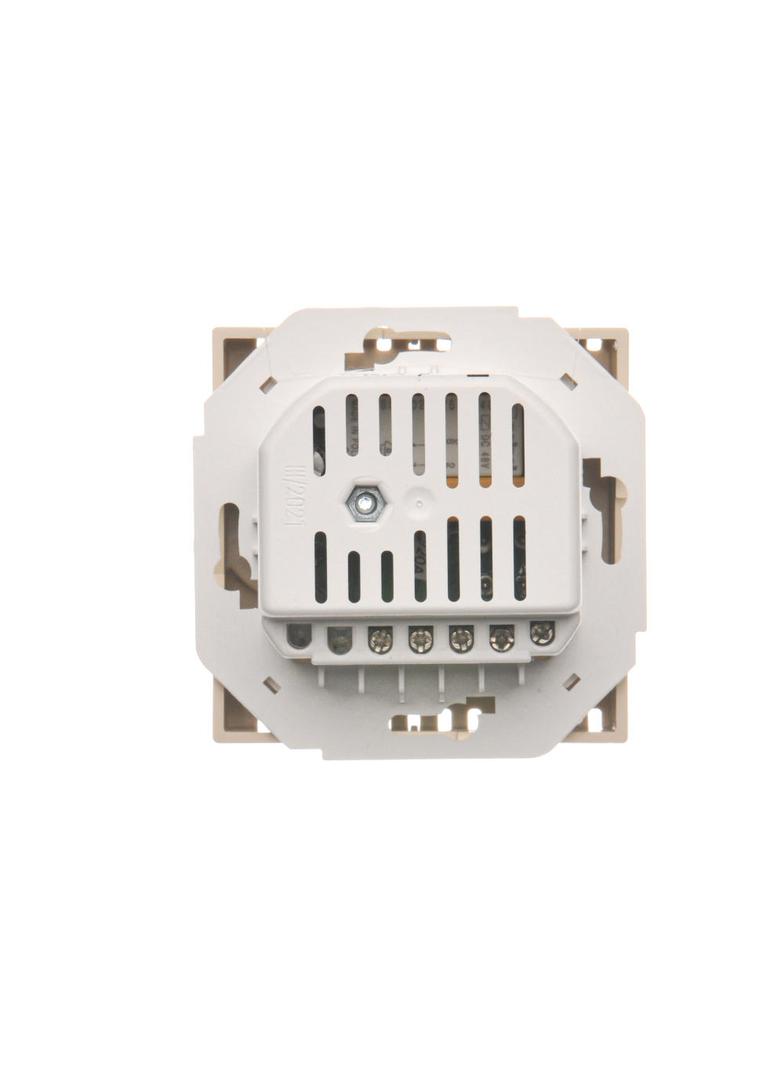 Simon Basic Regulator temperatury z czujnikiem wewnętrznym 16A 230V. Montaż gniazda na wkręty do pus