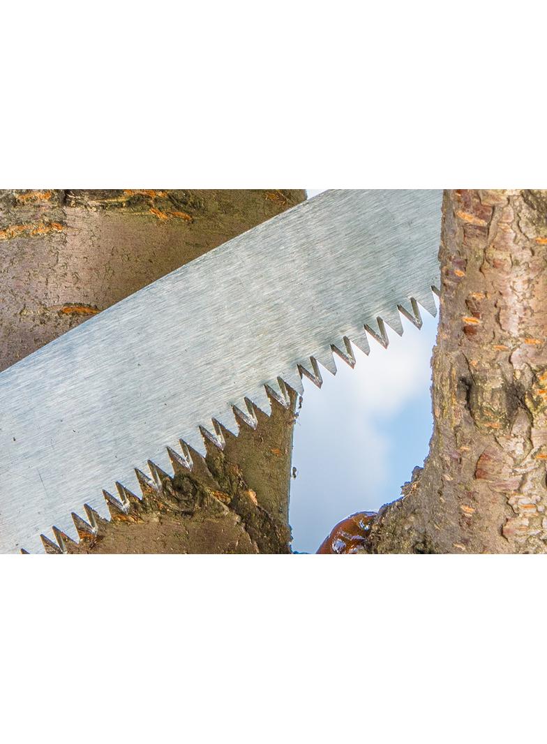 Piła ogrodowa z pokrowcem