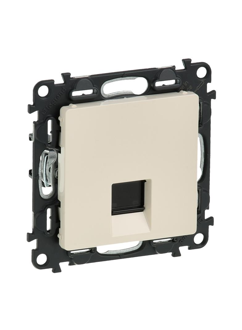 VALENA LIFE GNIAZDO 1 x RJ 45 kat. 6 UTP KREMOWE, Legrand