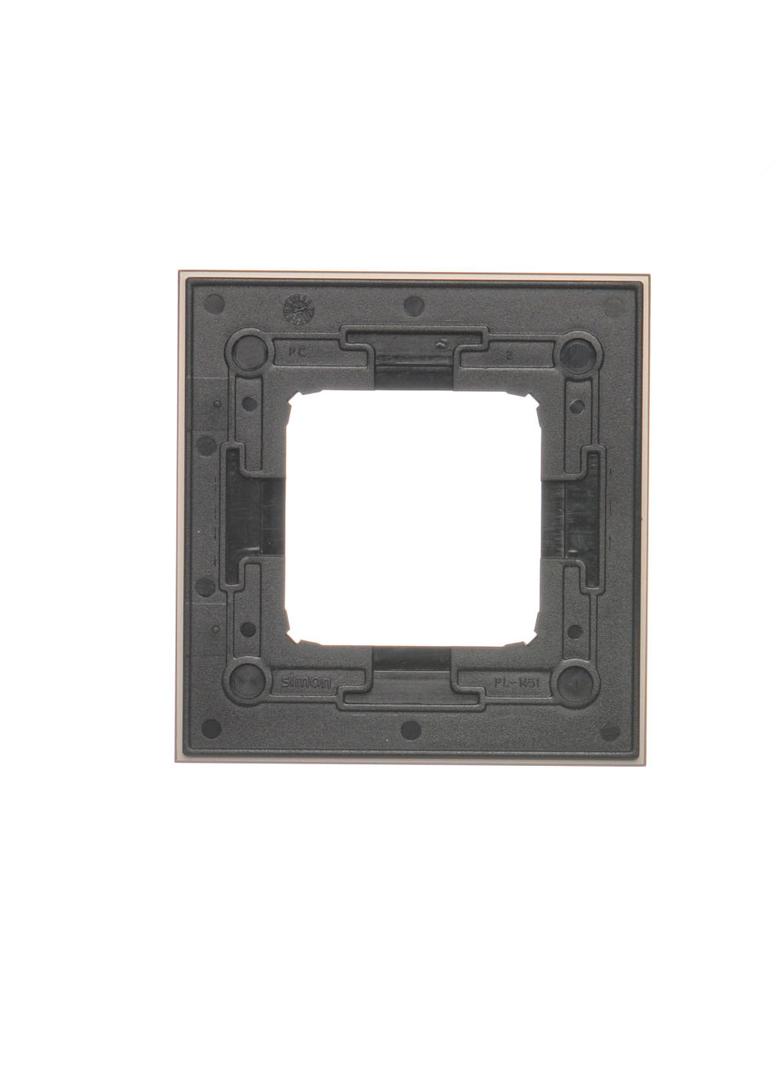 Simon 54 Nature Ramka 1-krotna Nature-Metal SATYNOWY BLASK IP20/IP44* (*IP44-należy zastosować uszczelkę ramki DUN1) DRN1/79 KONTAKT