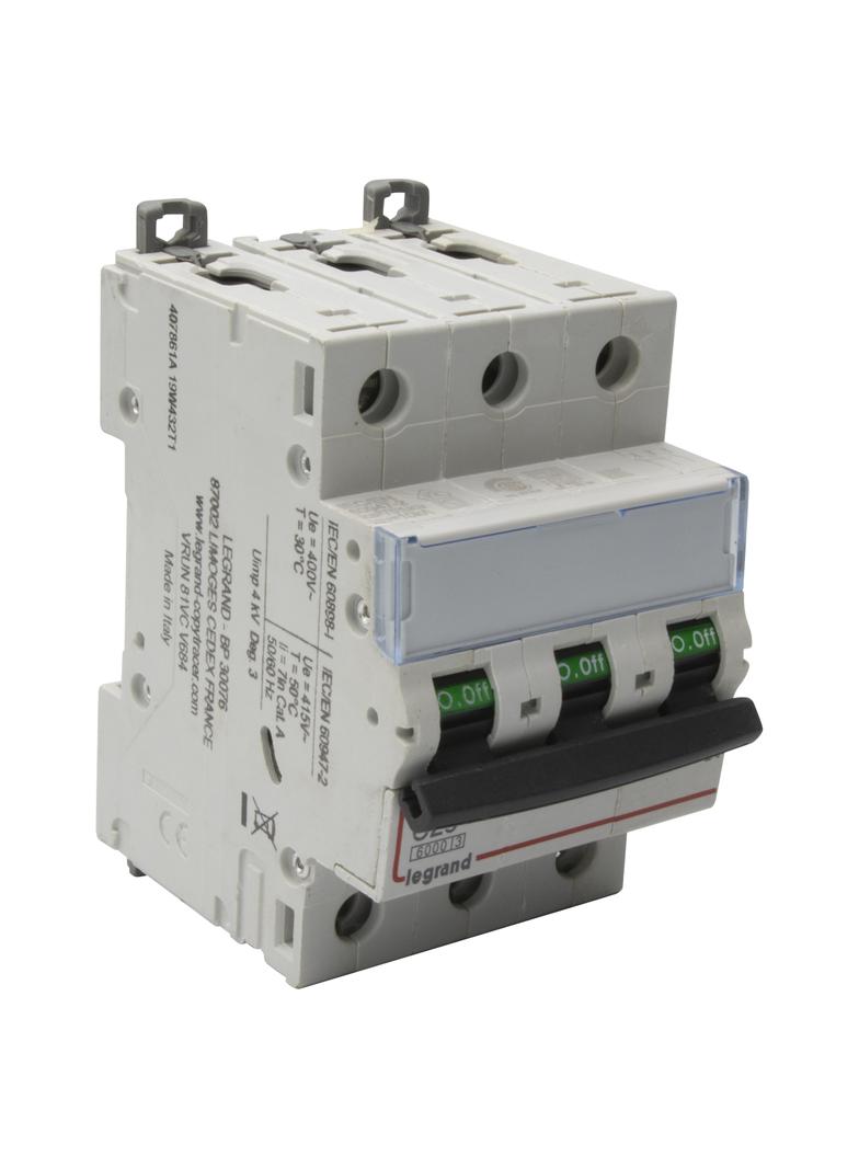 WYŁĄCZNIK NADPRĄDOWY S 303 3P C 25A 6000A SERII DX3, Legrand