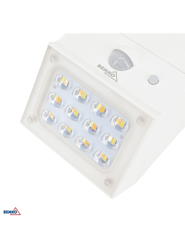 NAŚWIETLACZ LAMPA SOLARNA LED 3 barwy świecenia RUBIC 2,5W 300lm 3000/4000/6000K IP65 BIAŁA Czujnik C83-SOR-002WH-CCT-PIR BEMKO