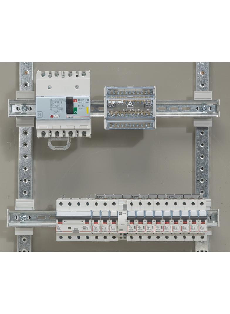 Wyłącznik Różnicowo-Nadprądowy 4P 32A C 0,03A Typ AC P314 DX3 411189 LEGRAND