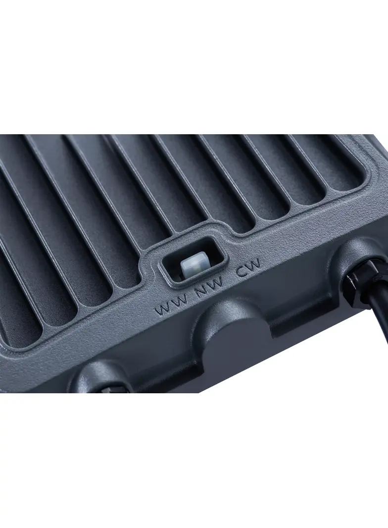 BVP167 LED60/830_40_65 DOB 50W SWB Naświetlacz Ledinaire "all-in-one"