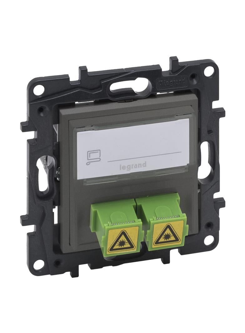 Niloe Step - Gniazdo Światłowodowe Podwójne 2Xsc/Apc- Kolor Stalowy 863471 LEGRAND