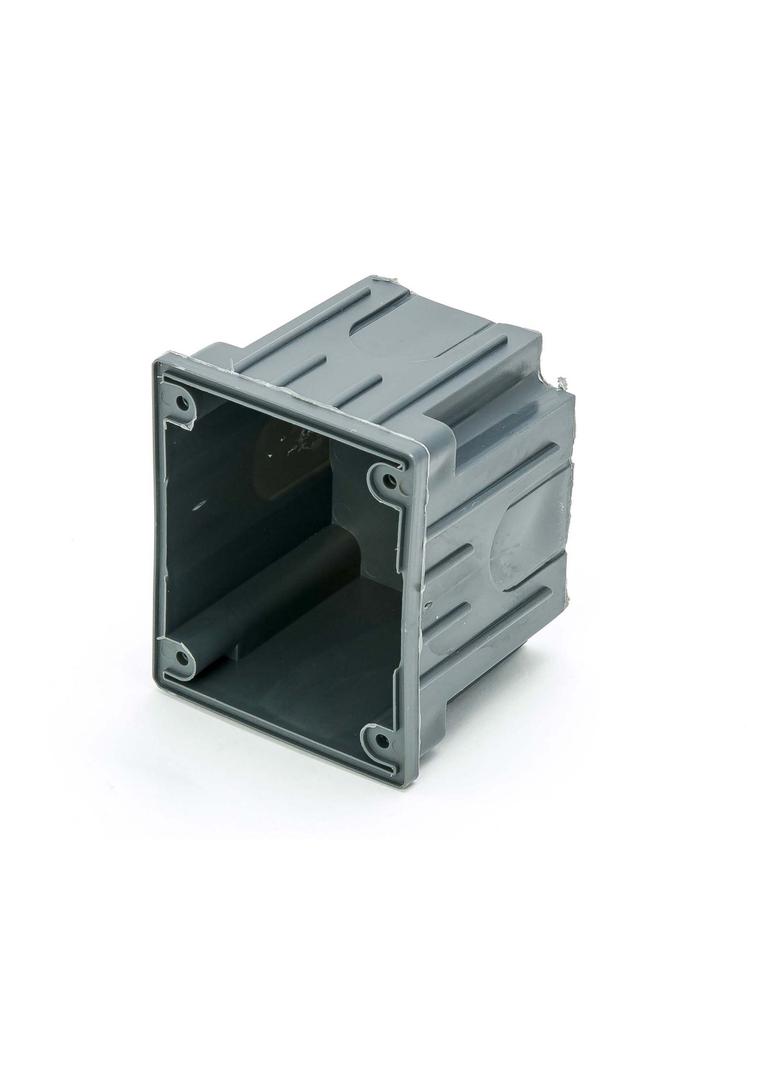 PUSZKA DO GNIAZD TABLICOWYCH SKOŚNYCH -6f8 75x90mm za wyjątkiem gniazd  Podtynkowa  IP44