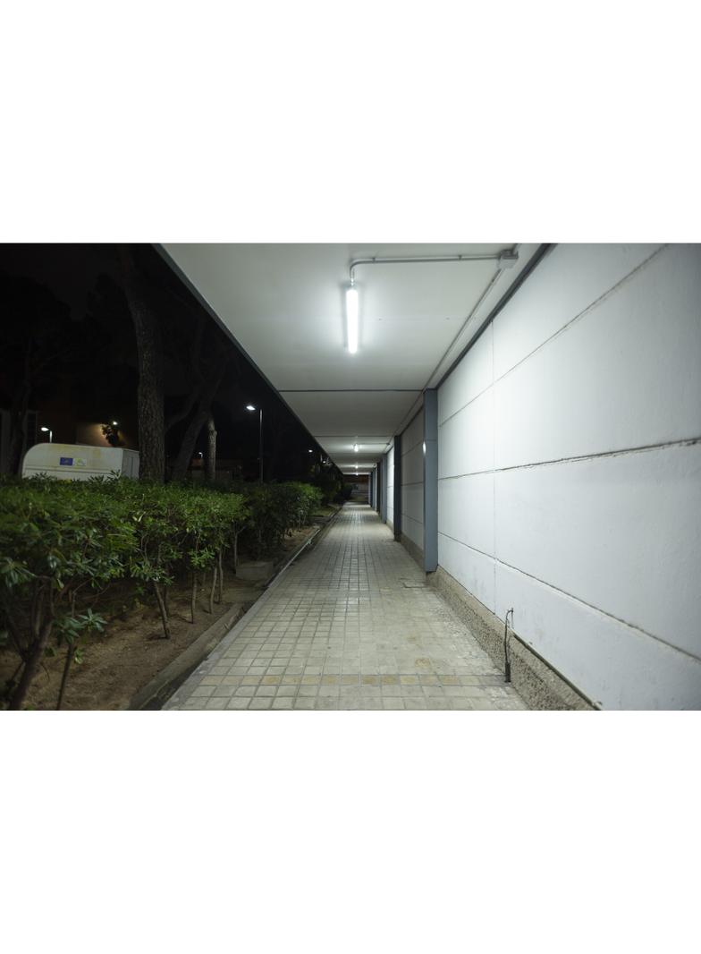 Oprawa DAMP PROOF 1200 32W 840 IP65 GY