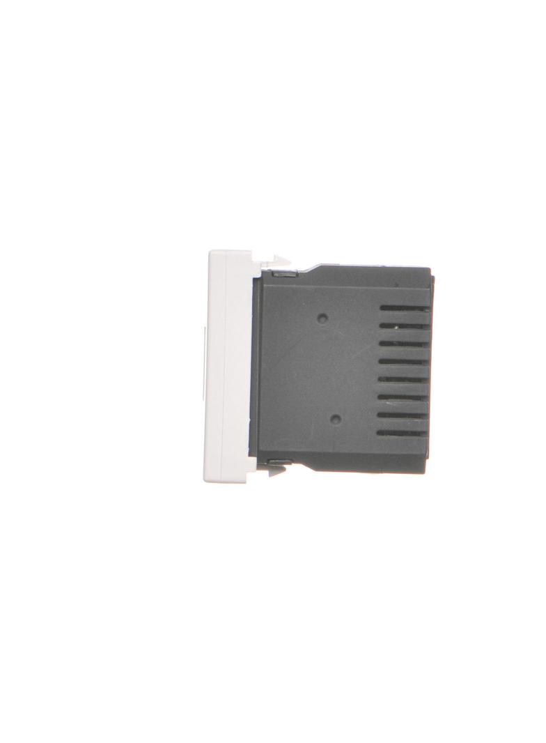 Simon Connect USB ładowarka K45 (45x225) gniazdo typ A 5V/15A czysta biel