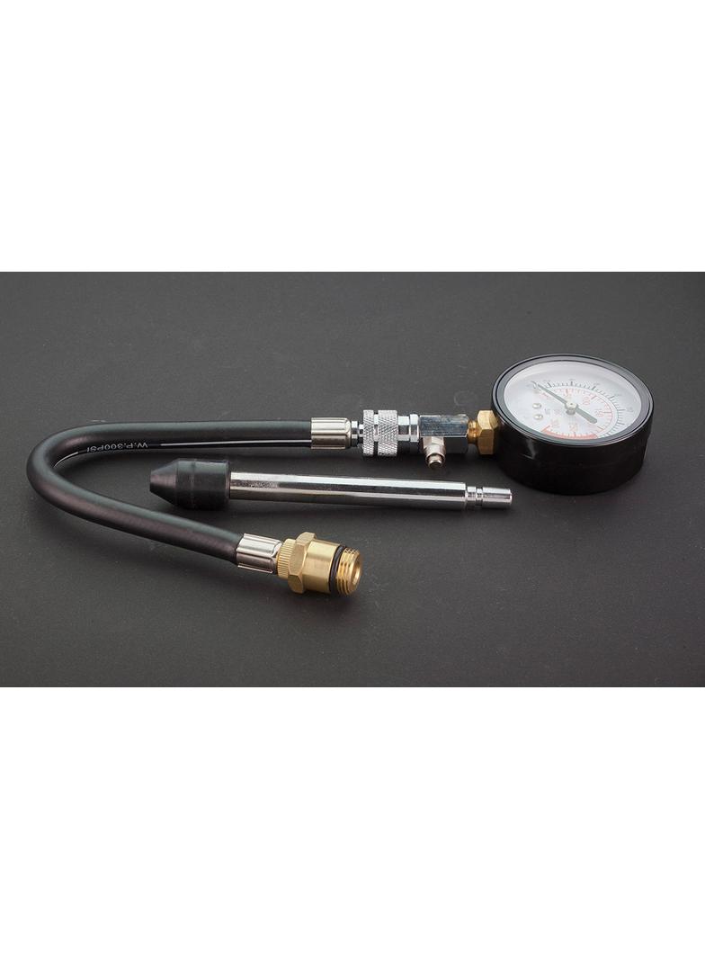 Miernik ciśnienia sprężania z zestawem adapterów.