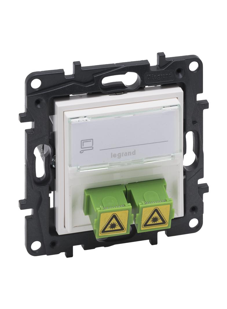 Niloe Step - gniazdo światłowodowe podwójne 2xSC/APC - kolor biały, Legrand