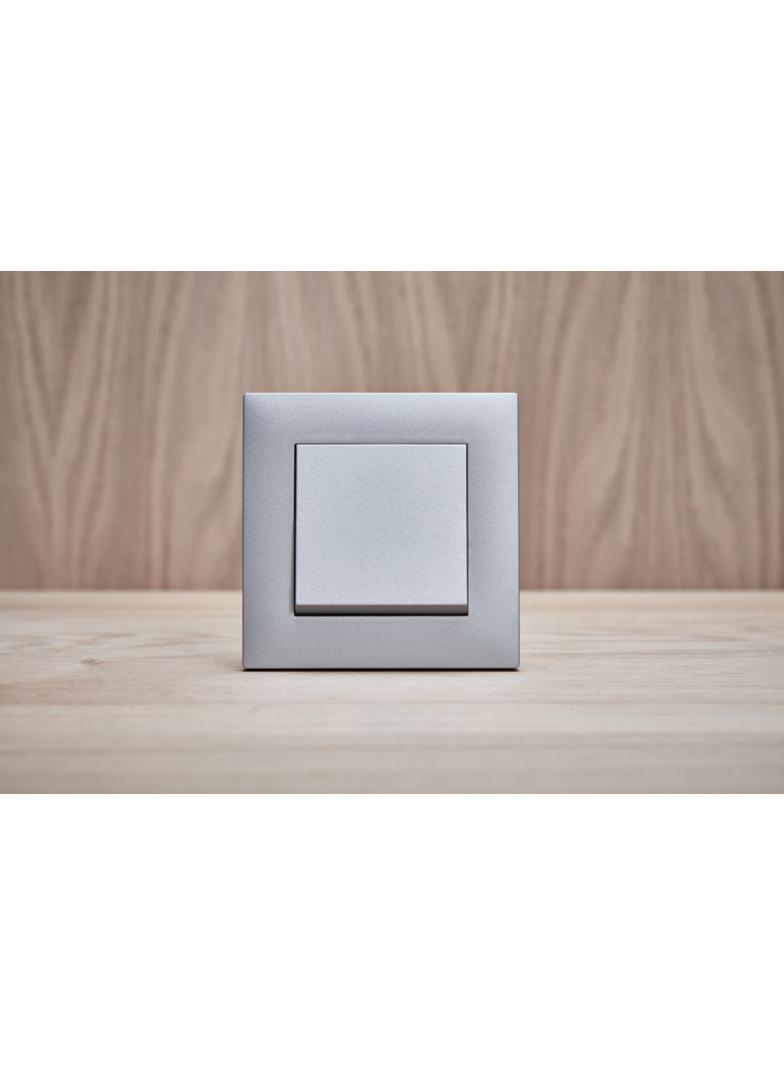 lumina intense Ramka pojedyncza srebrna WL5512 HAGER