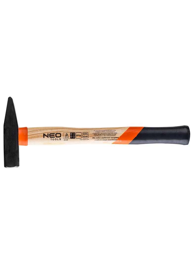 Młotek ślusarski 300 g, trzonek jesionowy