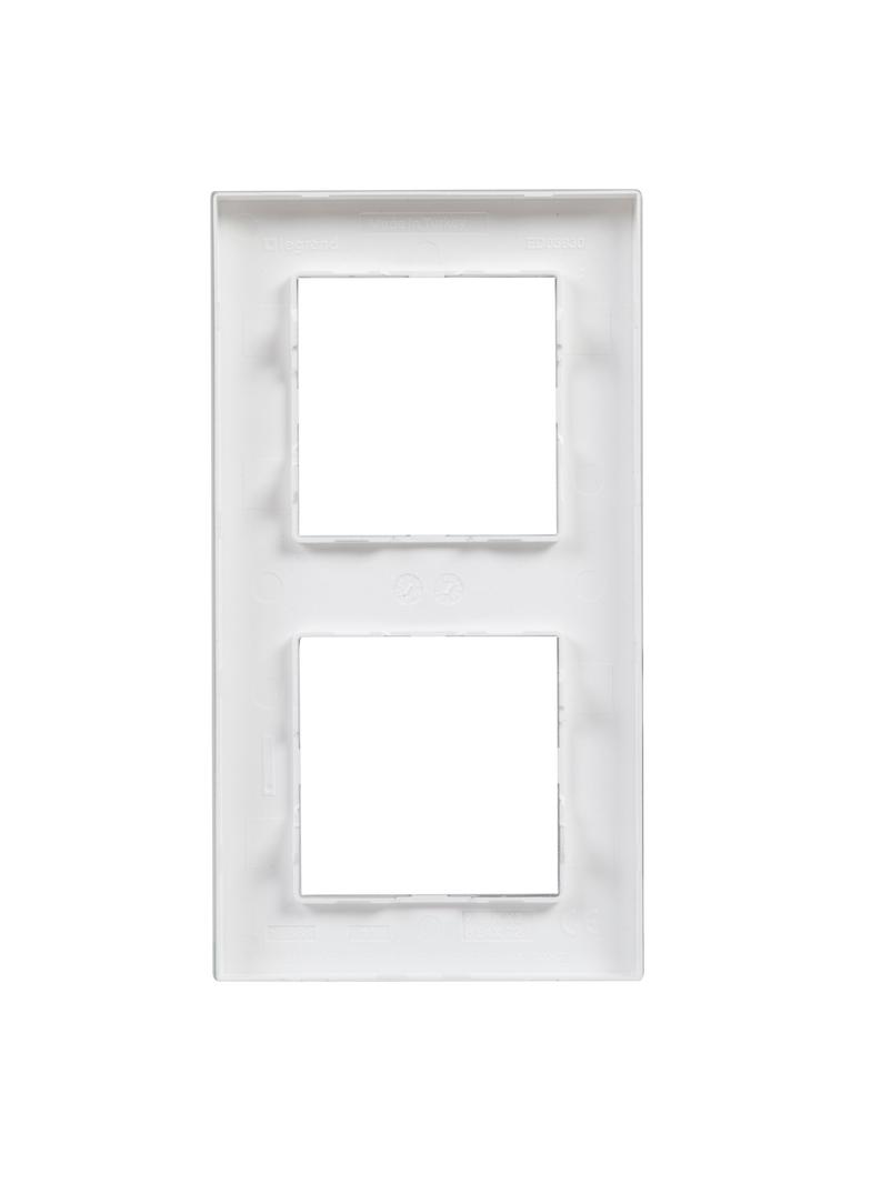 Niloe Step Ramka Podwójna 2X Kolor Aluminium Szczotkowane 863892 LEGRAND