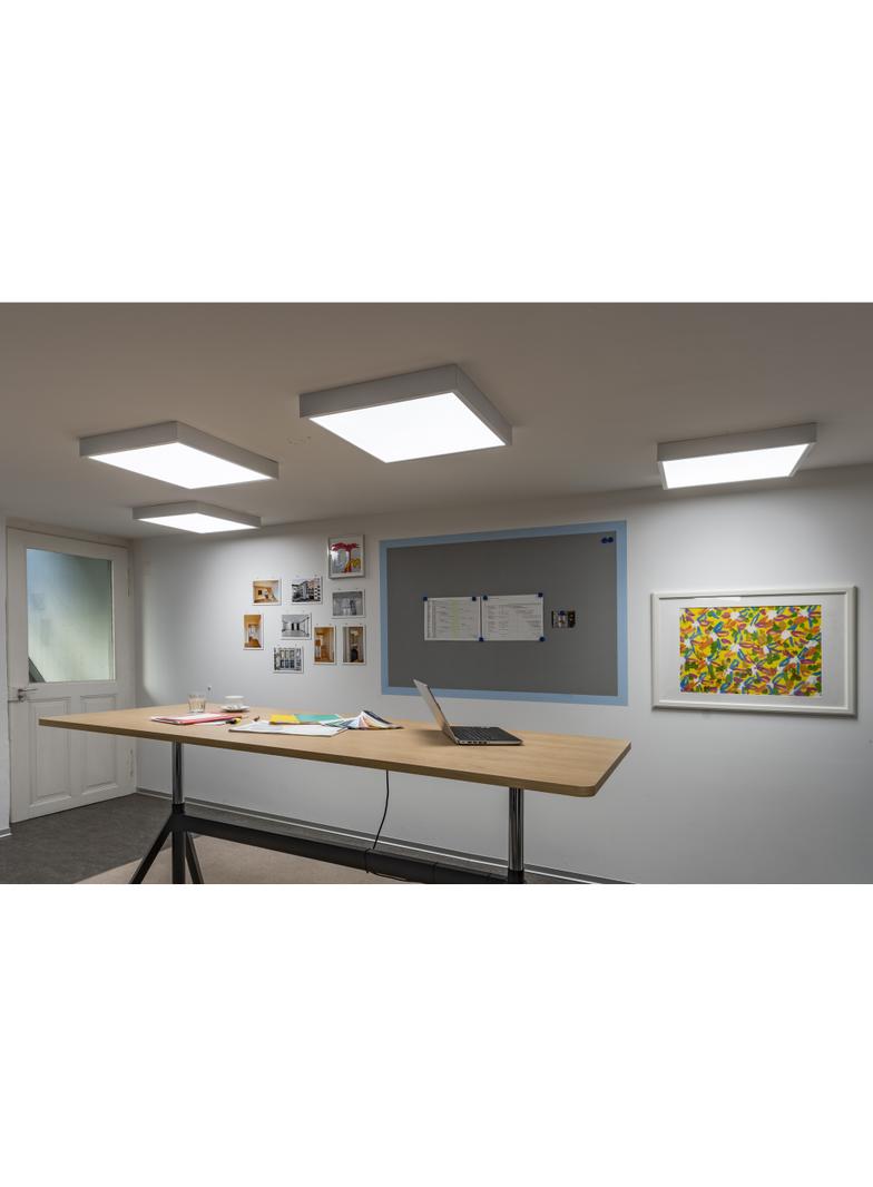 Ramka o wysokości 75mm do montażu powierzchniowego PANEL 600 SURFACE MOUNT KIT H75