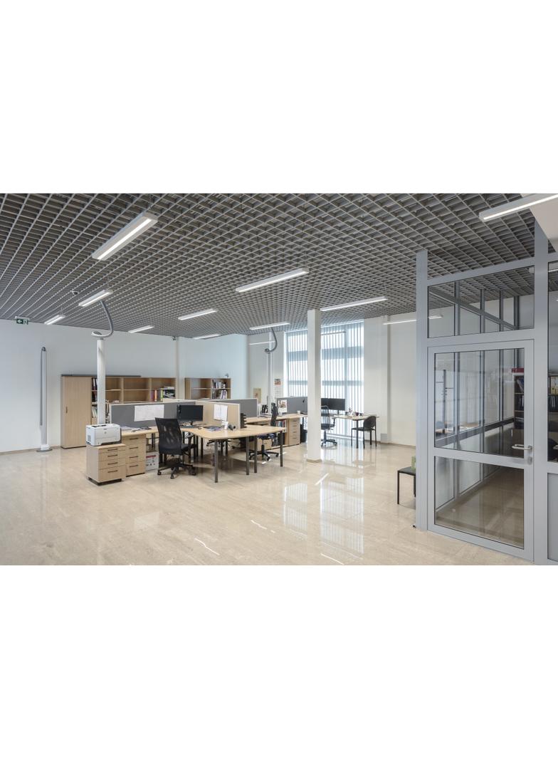 LN INDV D 1500 25W 3000K LEDV LEDVANCE