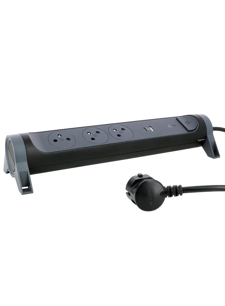 PRZEDŁUŻACZ PREMIUM, OBROTOWY, 3X2P+Z, USB A+C, Z OGRANICZNIKIEM PRZEPIĘĆ, Z PRZEWODEM 1.5 METRA 3X1