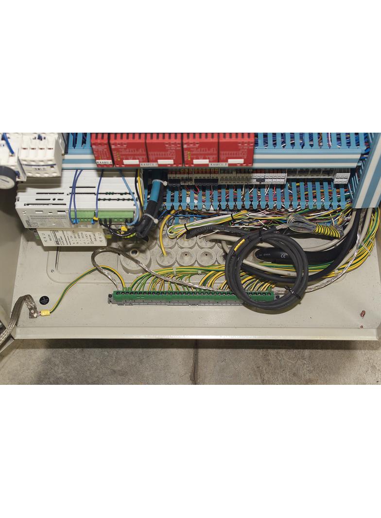 LINA 25 KANAŁ GRZEBIENIOWY 25 X 40 NIEBIESKI, Legrand