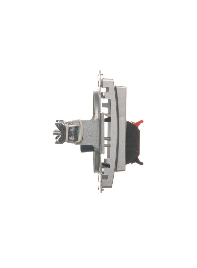 Simon Basic Gniazdo głośnikowe 1-krotne z polem opisowym . Przekrój przew. dla wejścia i wyjścia 25 mm2. Mocowanie na łapki i wkręty srebrny mat BMGL31.01/43 KONTAKT