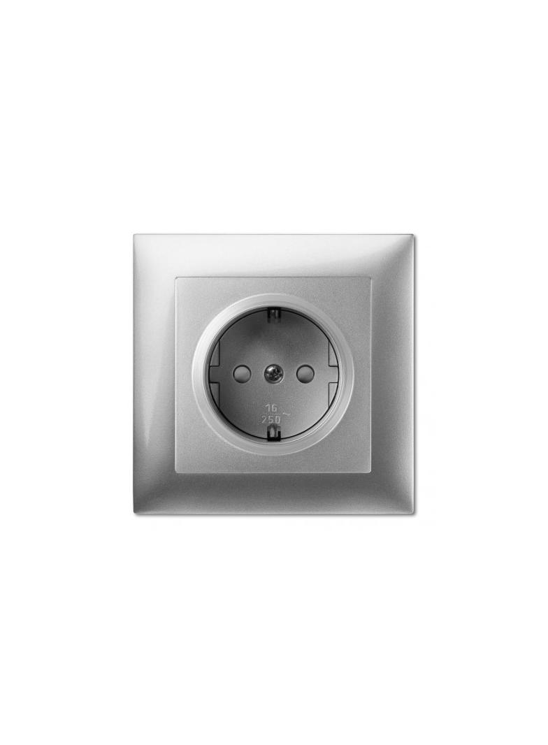 GPT SENTIA  2P+Z schuko z przesłonami torów prądowych srebro połysk