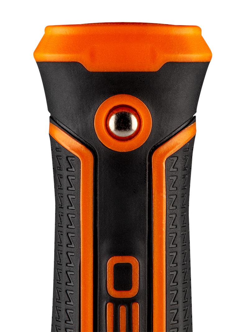 Młotek ciesielski 600 g, monolityczna konstrukcja