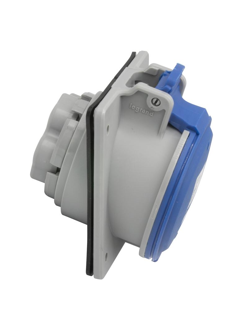 P17 TEMPRA PRO GNIAZDO TABLICOWE 32A 3P+N+Z 230V IP44, Legrand