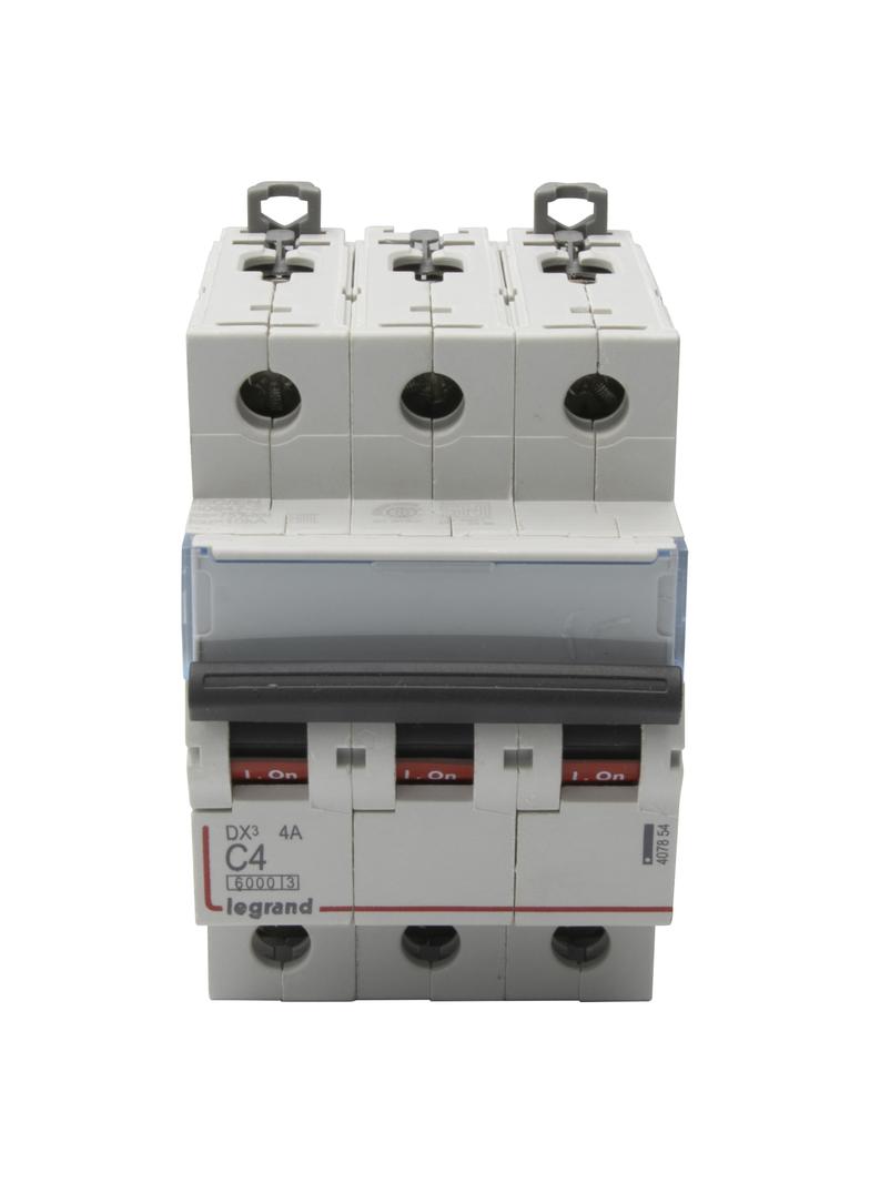 WYŁĄCZNIK NADPRĄDOWY S 303 3P C 4A 6000A SERII DX3, Legrand