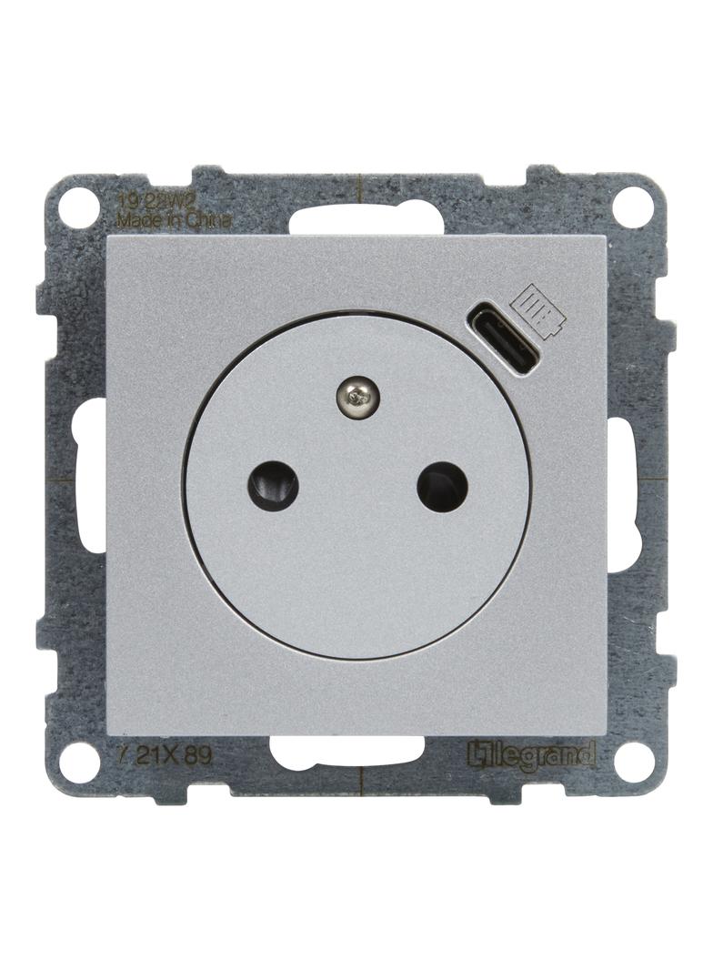 Suno Gniazdo Płaskie 2P+Z 16A Z Usb Typ C 1,5A Zaciski Automatyczne Z Przesłoną Aluminium 721389 LEGRAND