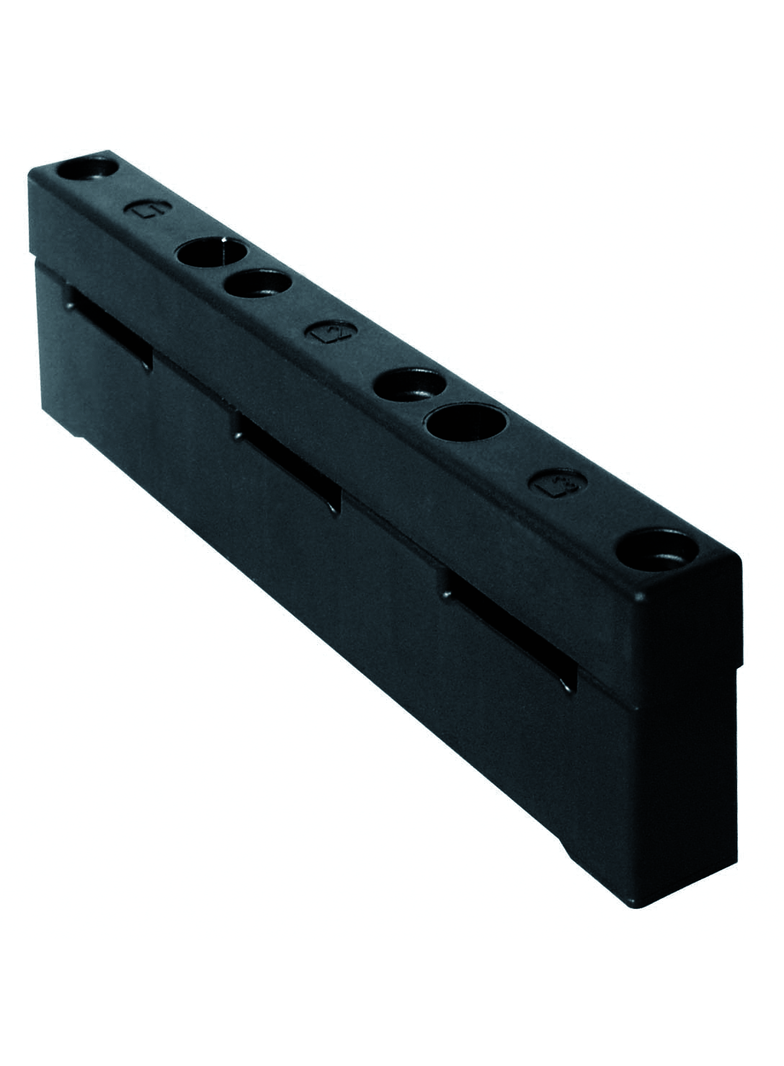 SST-60/3-5  - Nośnik szyn zbiorczych do szyn o gr.5mm, 3-bieg.