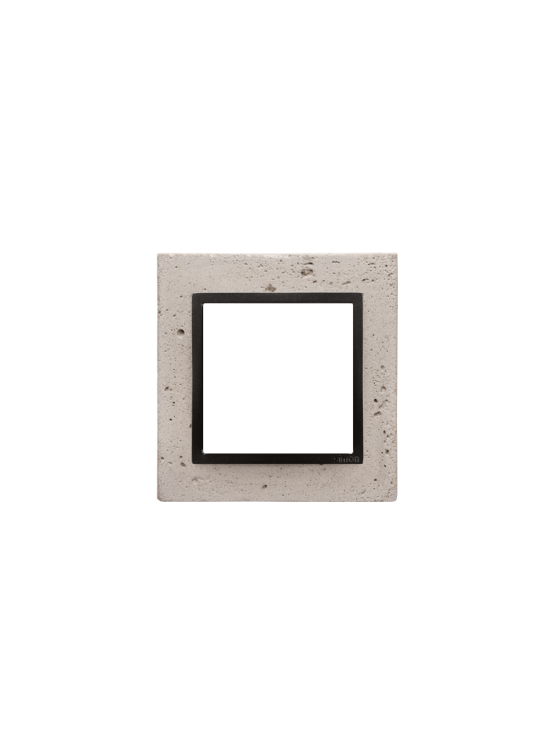 Simon 54 Nature Ramka 1-krotna Nature-Beton FUNDA MENTE IP20/IP44* (*IP44-należy zastosować uszczelkę ramki DUN1) DRN1/93 KONTAKT