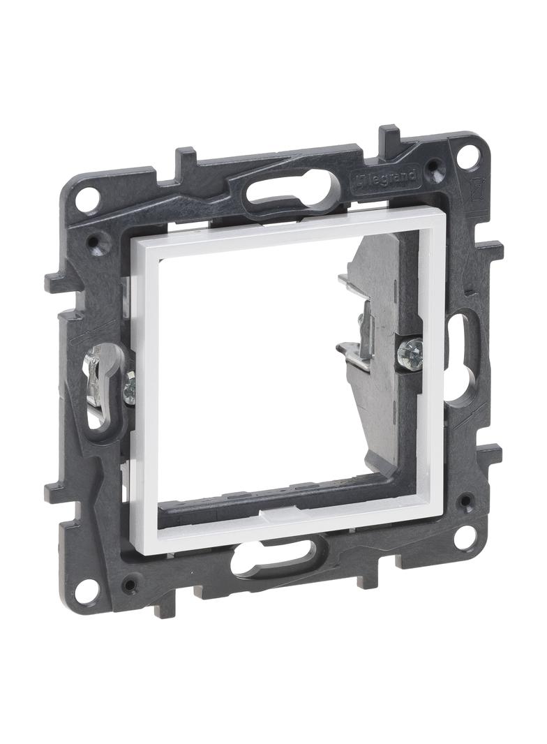 Niloe Step - adapter Mosaic - kolor biały, Legrand