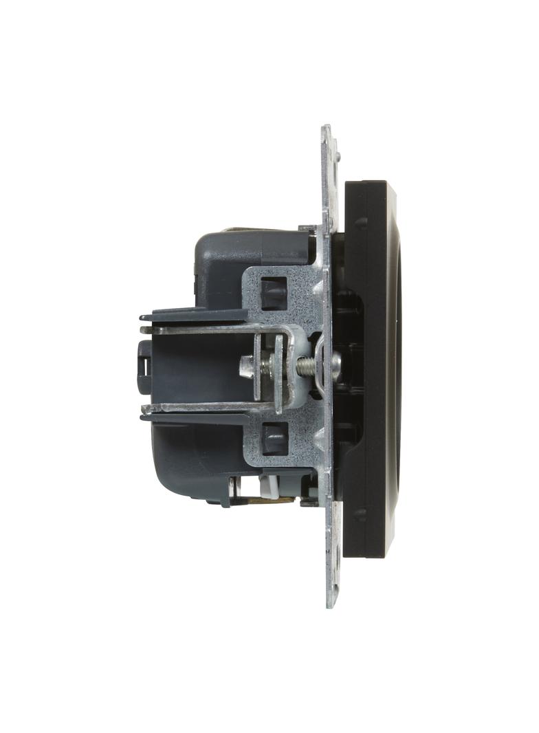 Suno Gniazdo Pojedyncze Z Uziemieniem Schuko 2P+Z 16A 250 V Z Przesłoną Zaciski Automatyczne Czarny 721420 LEGRAND