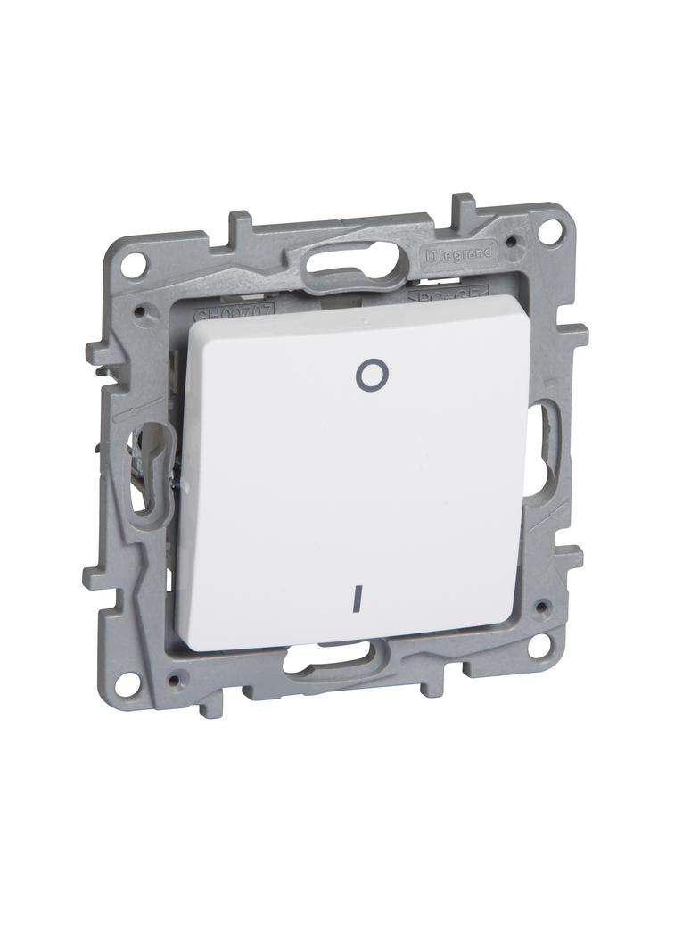 Niloe/Niloe Selection Łącznik Dwubiegunowy 16A Biały 764517 LEGRAND