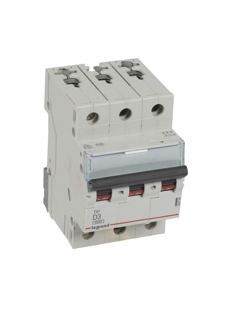 WYŁĄCZNIK NADPRĄDOWY S 303 3P D 3A 6000A SERII TX3, Legrand