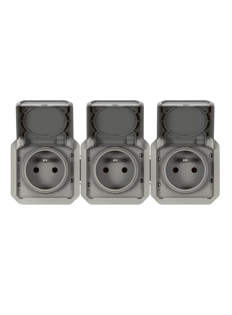 PLEXO Mechanizm gniazda potrójnego 3X2P+Z IP55 poziome komplet 16A 250V szary 069564L LEGRAND