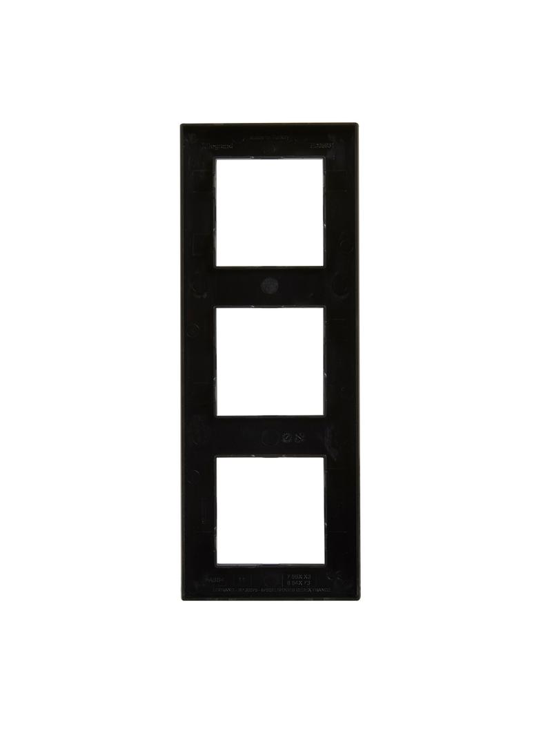 Niloe Step - ramka potrójna 3x- kolor czarny, Legrand