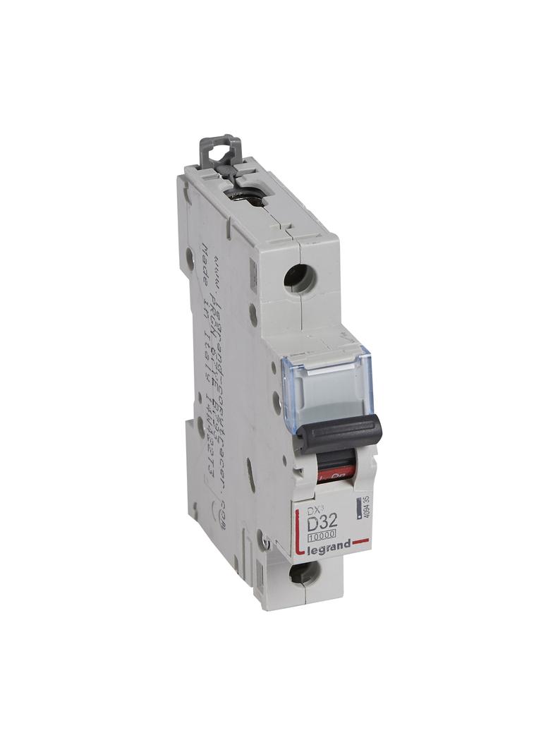 WYŁĄCZNIK NADPRĄDOWY S 311 1P D 32A 10000A SERII DX3, Legrand