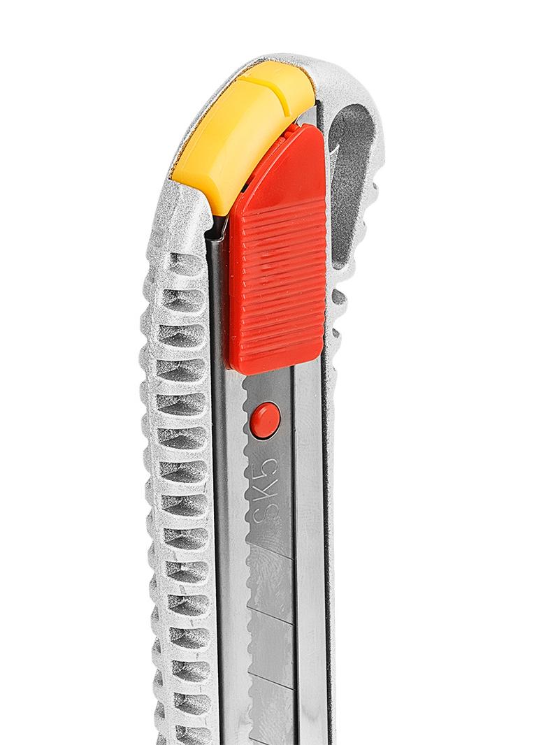 Nóż z ostrzem łamanym 18 mm