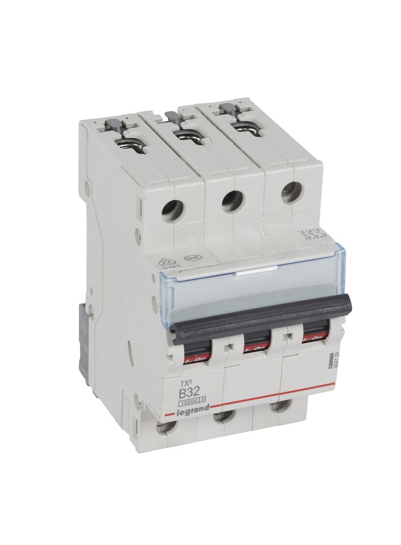 WYŁĄCZNIK NADPRĄDOWY S 313 3P B 32A 10000A SERII TX3, Legrand