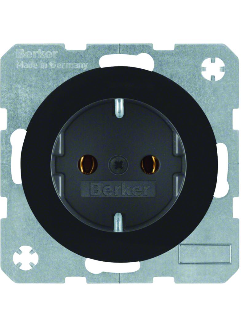 BERKER R.1/R.3 Gniazdo SCHUKO czarny 47432045 HAGER