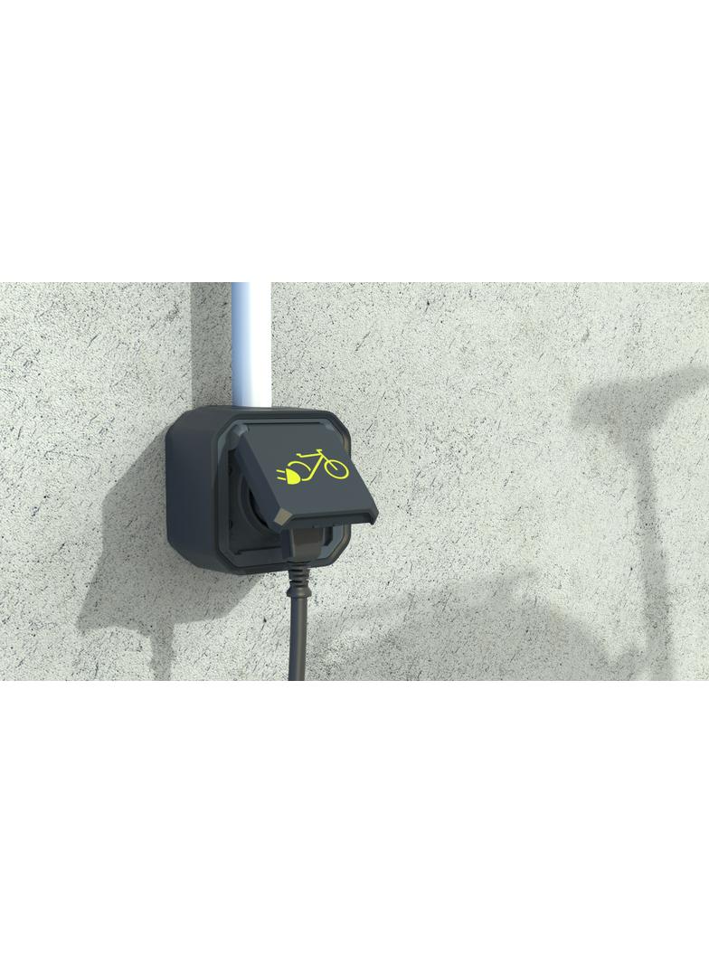NOWE PLEXO - GN. 2P+Z DO POJAZDÓW ELEK. DWUKOŁOWYCH NATYNKOWE 16A-250V ANTRACYT 069787L LEGRAND