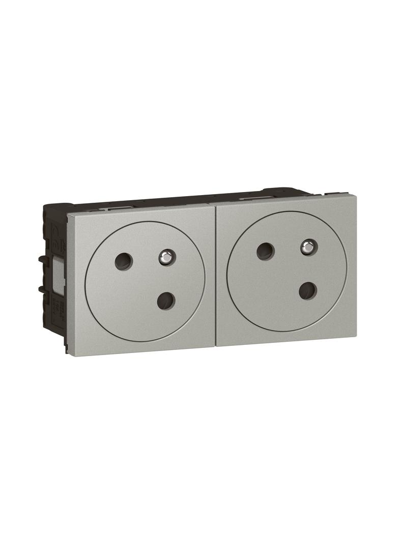 Mosaic Gn 2x2P+Z Podłączenie Przez Zaciski Automatyczne - 4 Mod Aluminium 16A-250V 079272L LEGRAND